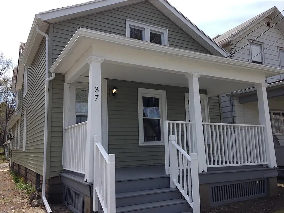 37 Gregory St