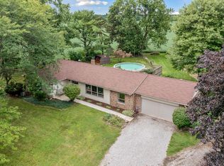 2979 Neidhart Rd, Marion, OH 43302