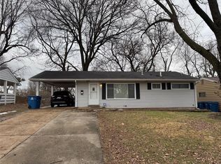 10036 Lakemoor Dr, Saint Louis, MO