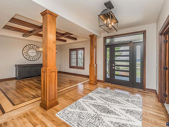 3rd image of 27249 Regal Ct