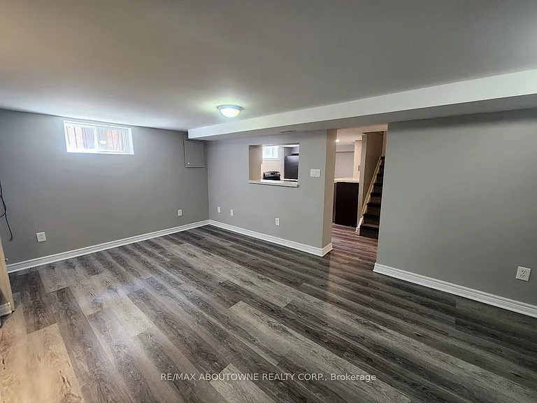 26 Grandfield St #LOWER — Photo 8