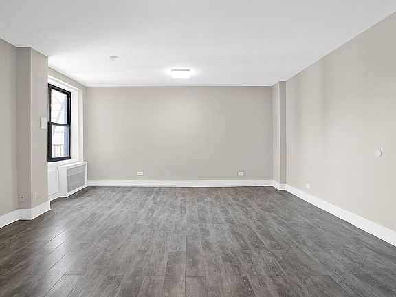 3rd image of 133-17 Sanford Ave #6A