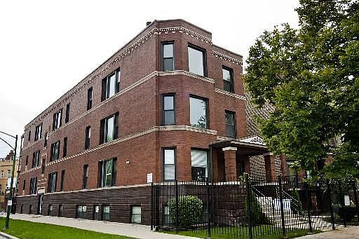 1st image of 2148 N Sawyer Ave APT 1N