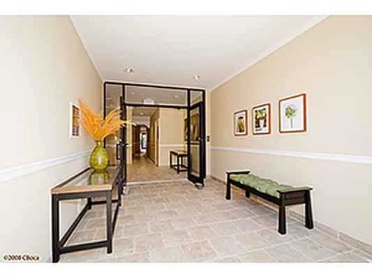 Sold by Fillmore | media 2