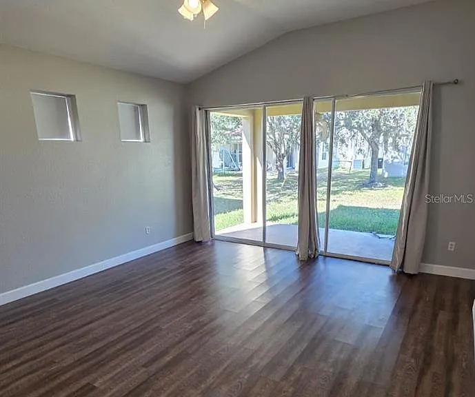 13527 Misarden Ln — Photo 31