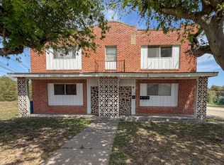 704 N Washington St #2, Beeville, TX 78102
