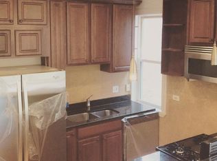 7341 N Honore St #3, Chicago, IL 60626