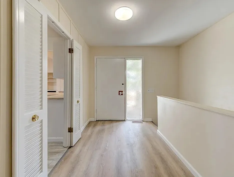 3 bed, 1779 sqft, $2,500 — Photo 4