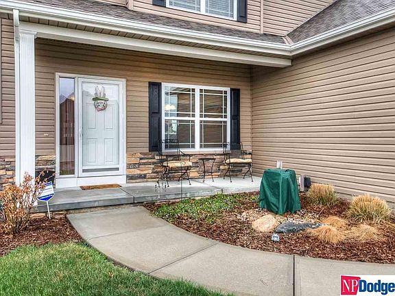 2nd image of 2204 Hummingbird Dr