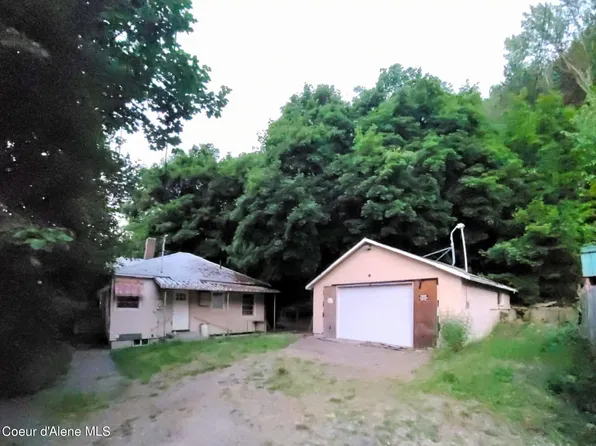637 S Division St #A, Kellogg, ID 83837