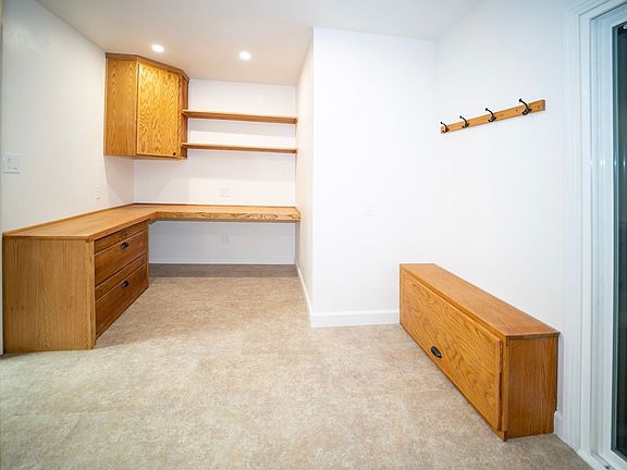 5th image of 3256 Strevel Way