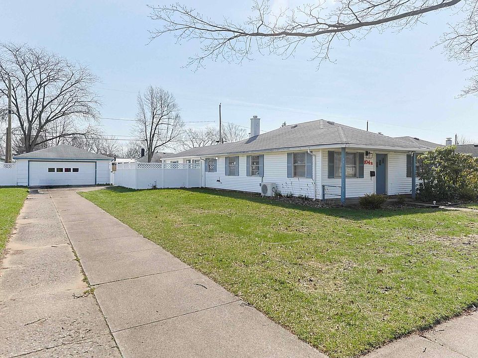 1st image of 104 S Tuxedo Dr