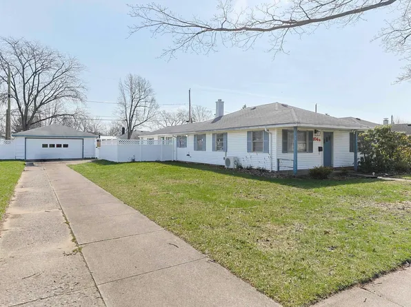 104 S Tuxedo Dr, South Bend, IN 46615