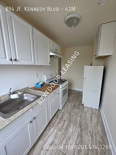 894 John F Kennedy Blvd #41M Photo 1