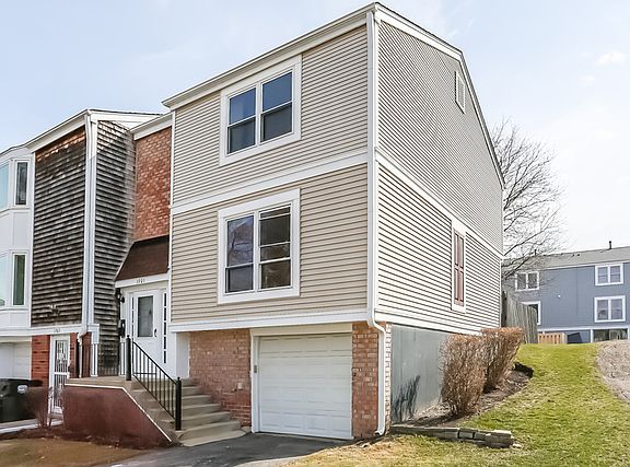 4th image of 1901 Williamsburg Dr #0