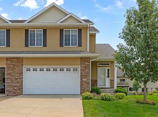 35 Ash Ct, North Liberty, IA 52317
