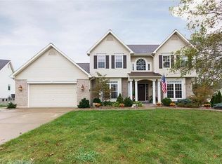 3305 Douglas Fir Cir, Saint Charles, MO 63303