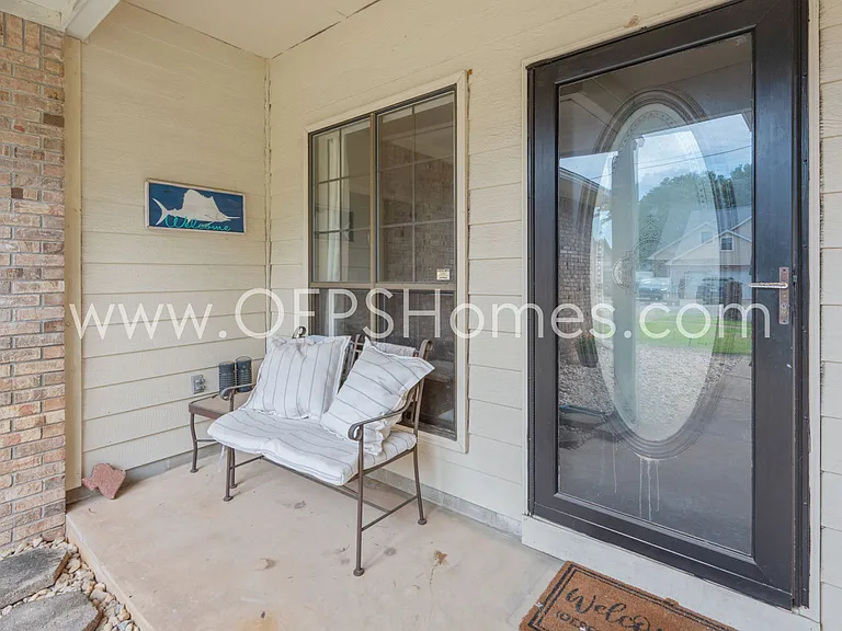 319 Sailfish Cir — Photo 4