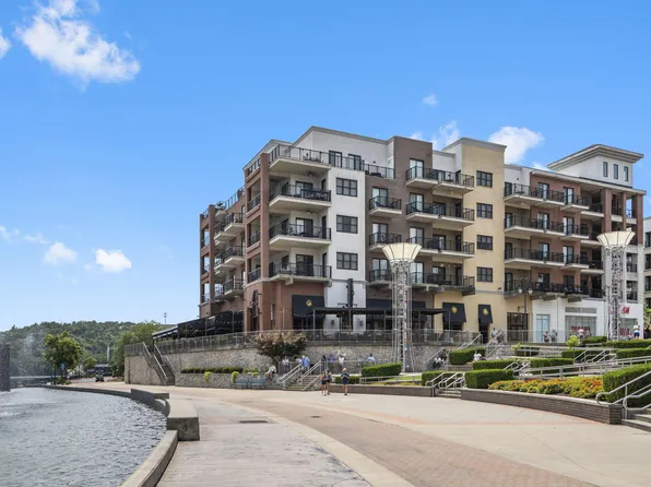 10310 Branson Landing Boulevard, Branson, MO 65616