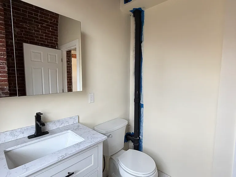 85 Harding St #1A — Photo 5