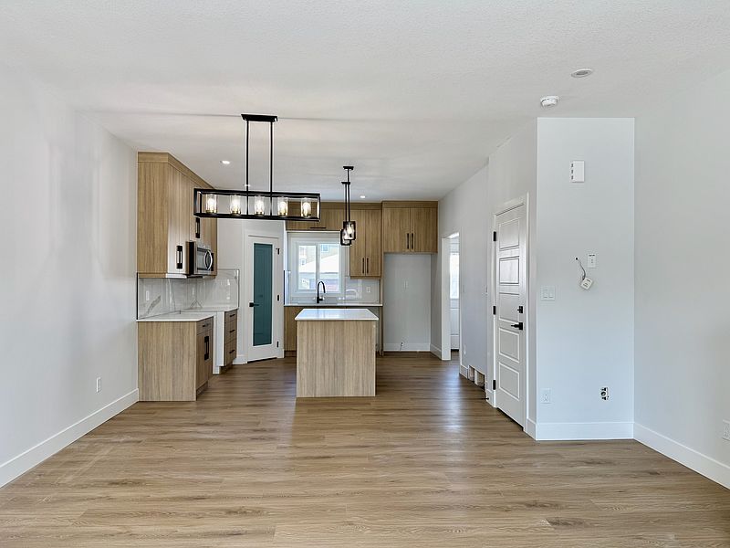 Fort Saskatchewan House for rent - 3 Bedrooms — photo 4
