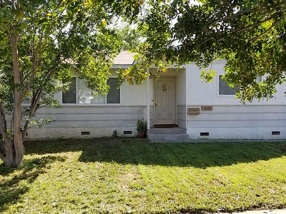 2nd image of 1039 Fern St
