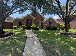 7710 Freeman Dr, Rowlett, TX 75089