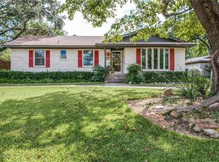 1422 Foxgrove Cir, Dallas, TX 75228