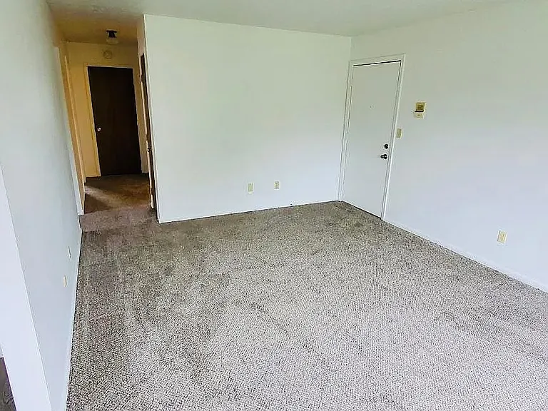 7409 West Blvd #4 — Photo 5