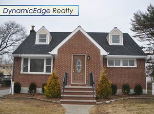 1075 Keuka Rd, West Hempstead, NY 11552