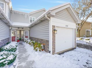 1297 Cranbrook Dr, Schaumburg, IL