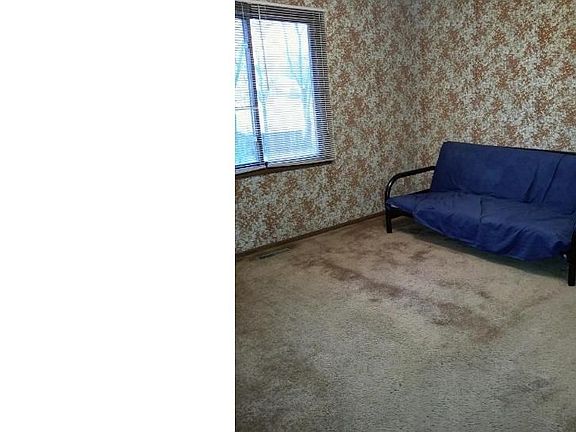 5th image of 1609 Roosevelt St