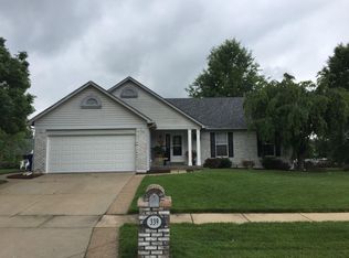 339 Swan Lake Dr, Dardenne Prairie, MO 63368
