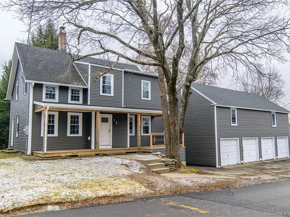 15 West Palmer Street, Killingly, CT 06239