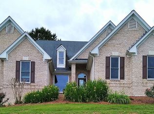 2045 Lee Patrick Dr, Dacula, GA 30019