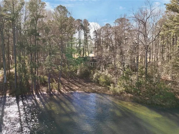 302 Glebe Spring Ln, Yorktown, VA 23693