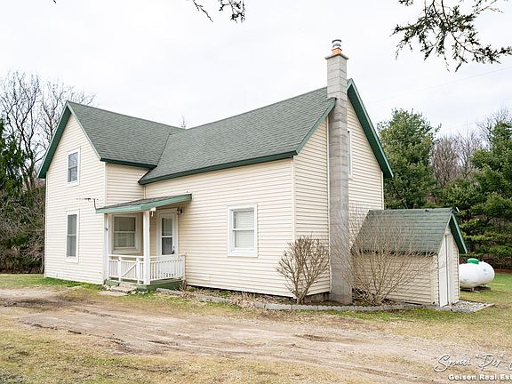 3rd image of 5856 Kiddville Rd