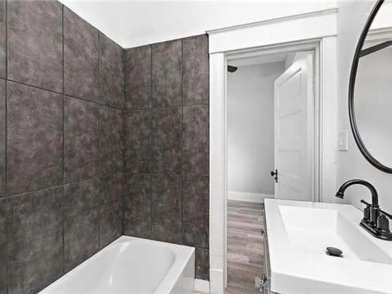 1106 N Osage St — Photo 20