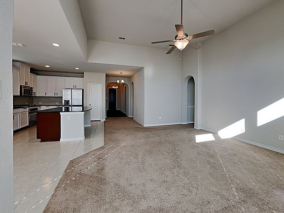 4th image of 8868 Devonshire Dr