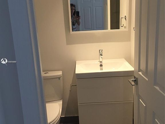 5th image of 5601 Collins Ave APT 804