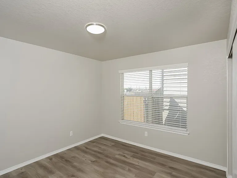 9122 Blazer Pl — Photo 17