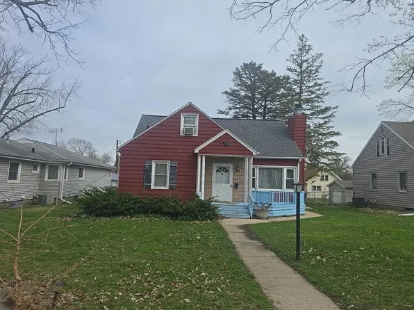 807 Bourland Ave, Waterloo, IA 50702