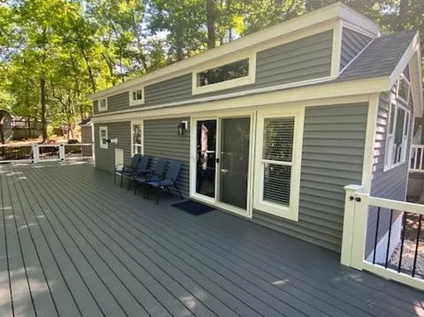 310 Laurelwood Ln, Traphill, NC 28685