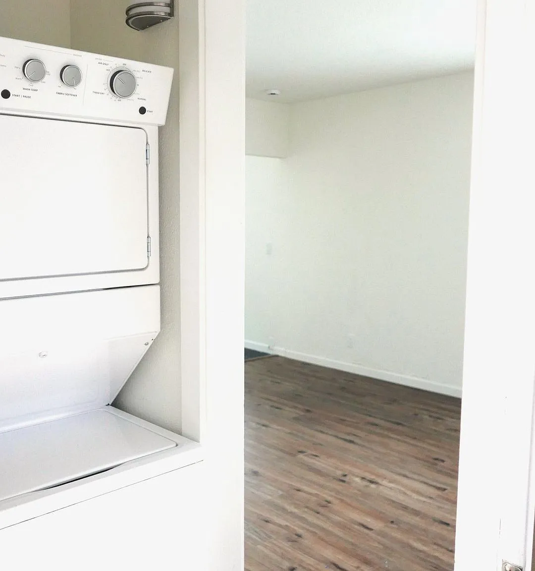 Trees Apartment Available Now — Photo 3