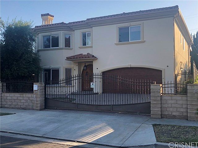 1st image of 4961 Garden Grove Ave