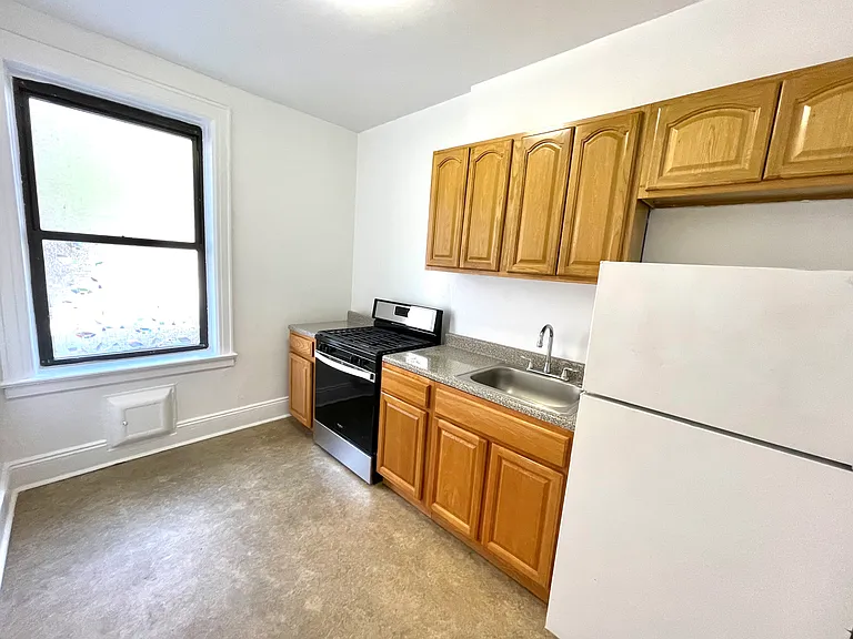31-68 33rd St #1 — Photo 2