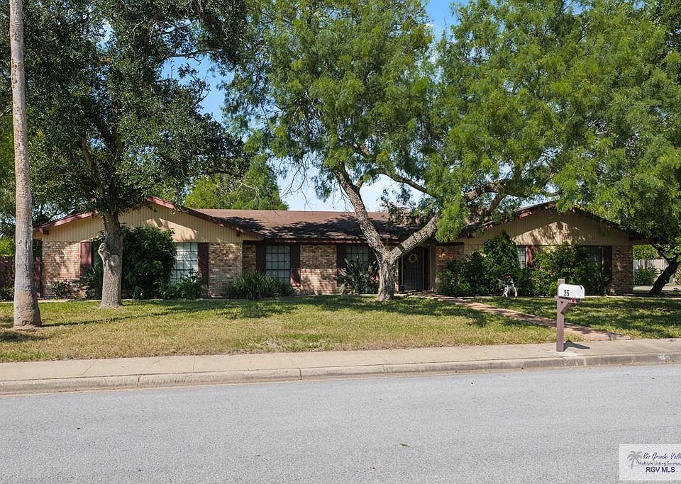 1st image of 25 Thornhill Trl