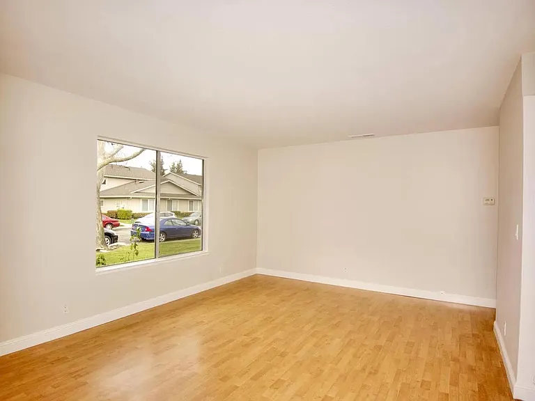 340 Rio Verde Pl #1 — Photo 4