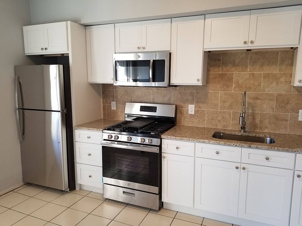 1st image of 525 Whipple St #2E