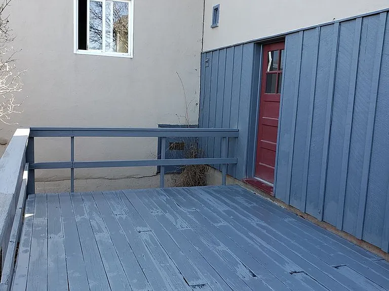 935 NE Maple St — Photo 33